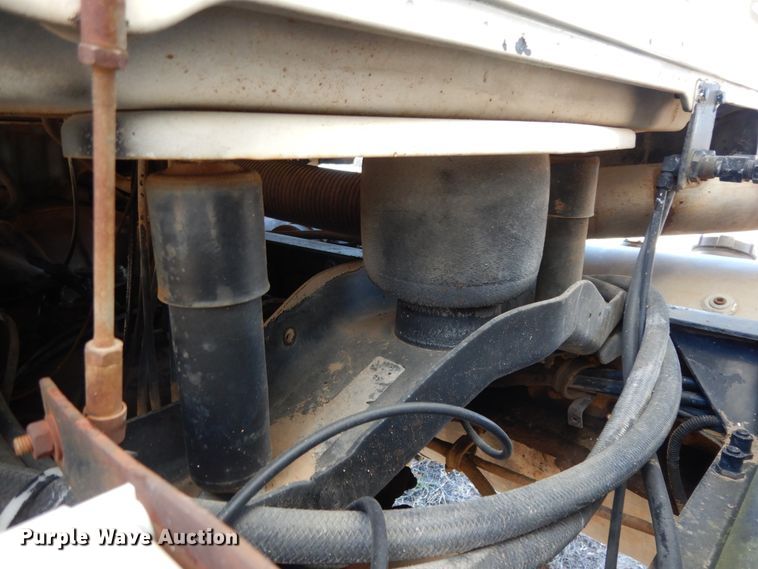 image for item DI8650 1994 Mack CH613  dump truck