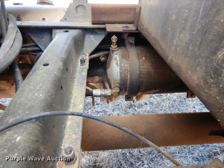 image for item DI8650 1994 Mack CH613  dump truck