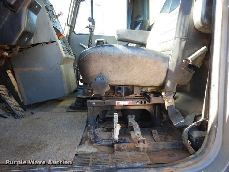 image for item DI8650 1994 Mack CH613  dump truck