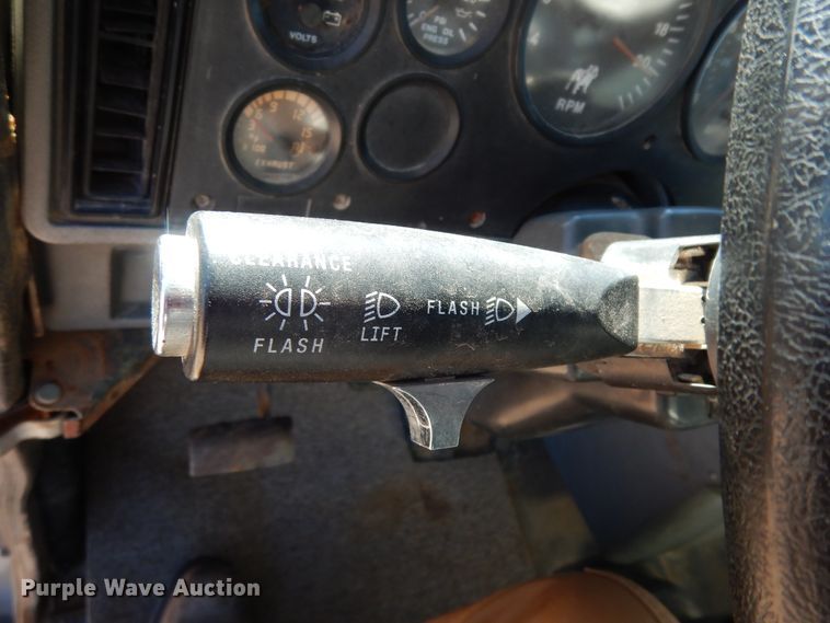 image for item DI8650 1994 Mack CH613  dump truck