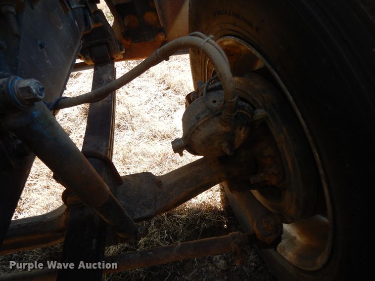 image for item DI8650 1994 Mack CH613  dump truck