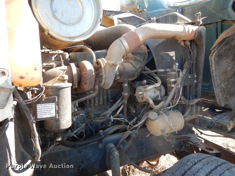 image for item DI8650 1994 Mack CH613  dump truck