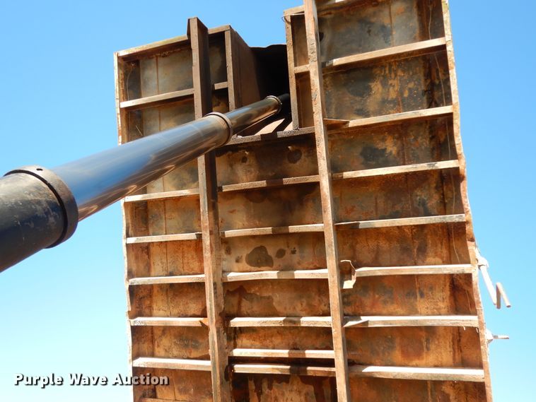 image for item DI8650 1994 Mack CH613  dump truck