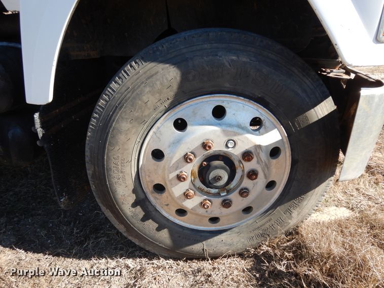 image for item DI8650 1994 Mack CH613  dump truck