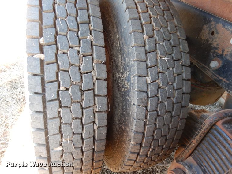 image for item DI8650 1994 Mack CH613  dump truck