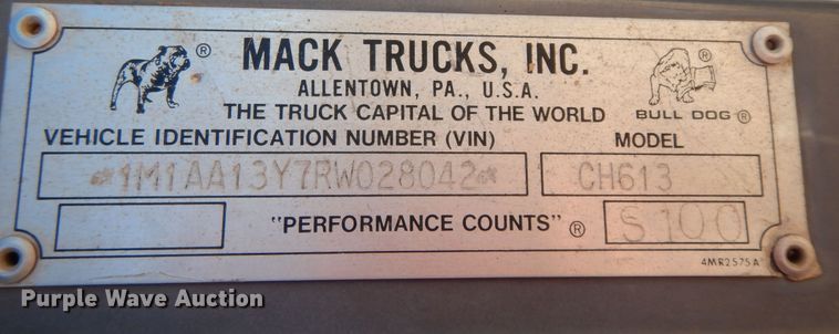 image for item DI8650 1994 Mack CH613  dump truck