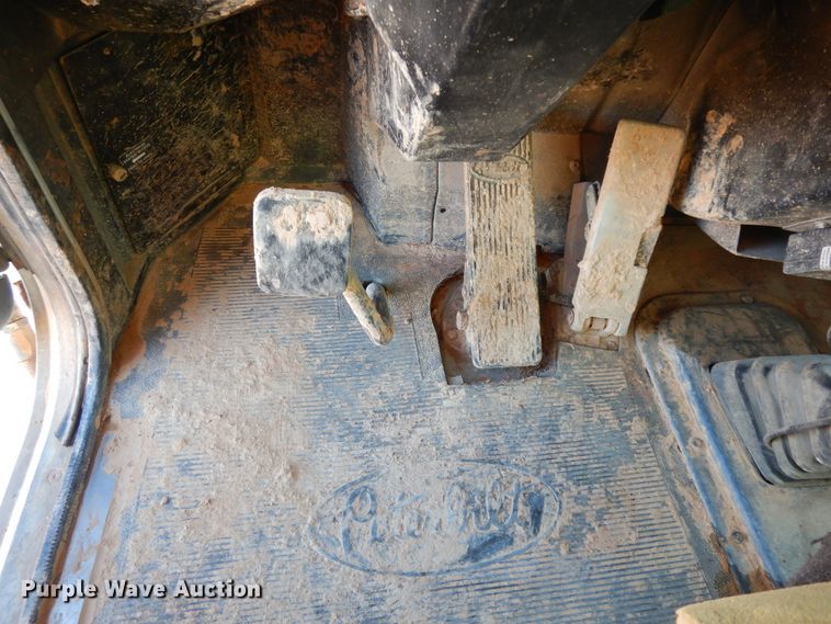 image for item DI8654 2001 Peterbilt 357  water truck