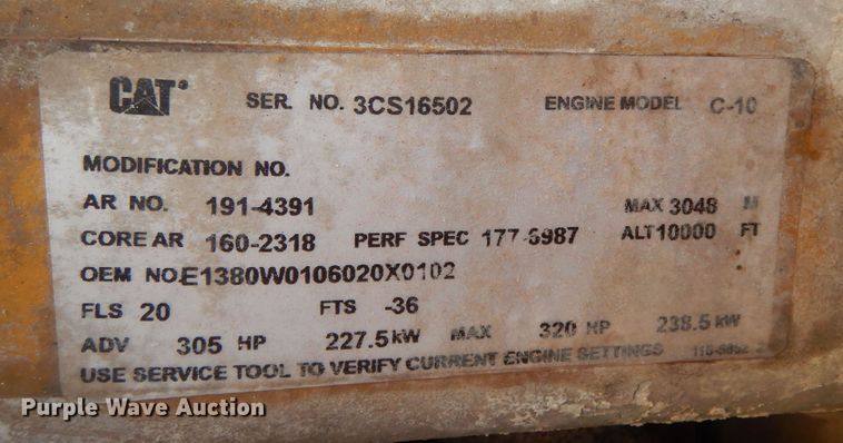 image for item DI8654 2001 Peterbilt 357  water truck