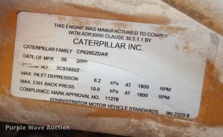 image for item DI8654 2001 Peterbilt 357  water truck