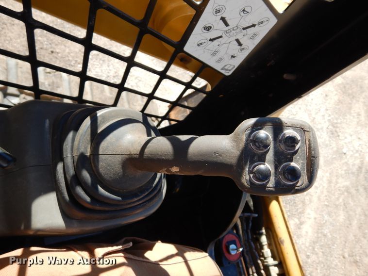 image for item DI8666 2014 Caterpillar 259D  tracked skid steer loader