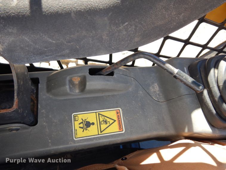 image for item DI8666 2014 Caterpillar 259D  tracked skid steer loader