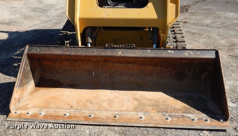 image for item DI8666 2014 Caterpillar 259D  tracked skid steer loader