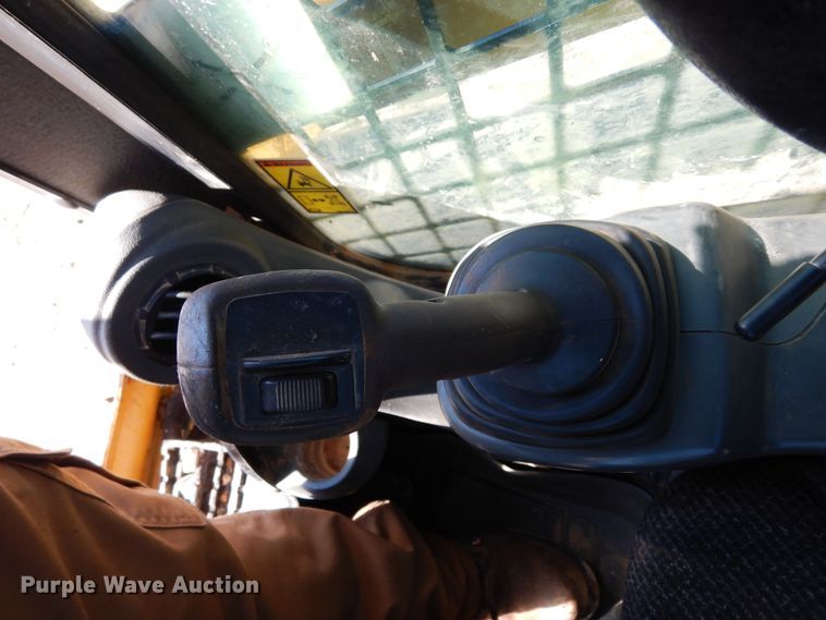 image for item DI8667 2014 Caterpillar 259D  tracked skid steer loader