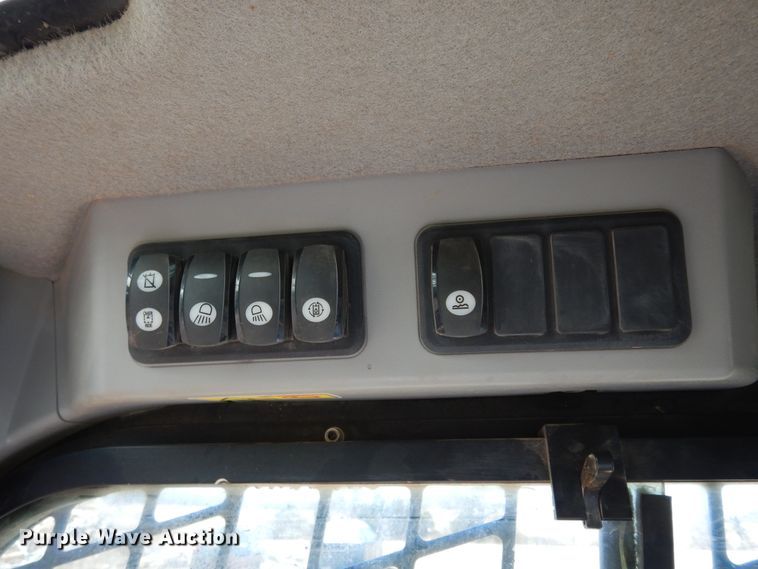 image for item DI8667 2014 Caterpillar 259D  tracked skid steer loader