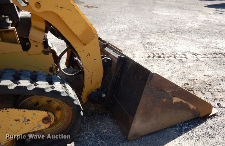 image for item DI8667 2014 Caterpillar 259D  tracked skid steer loader