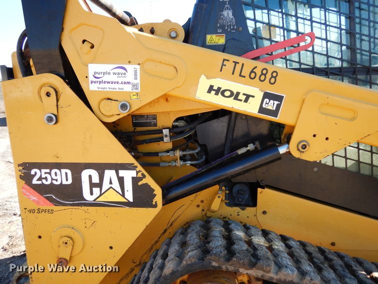 image for item DI8667 2014 Caterpillar 259D  tracked skid steer loader
