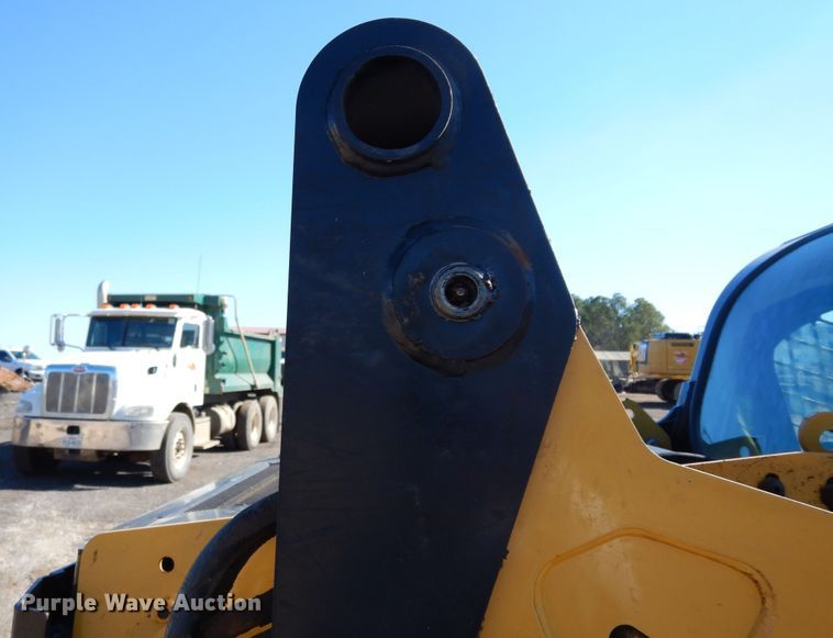 image for item DI8667 2014 Caterpillar 259D  tracked skid steer loader