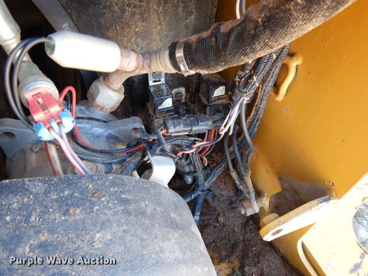 image for item DI8667 2014 Caterpillar 259D  tracked skid steer loader