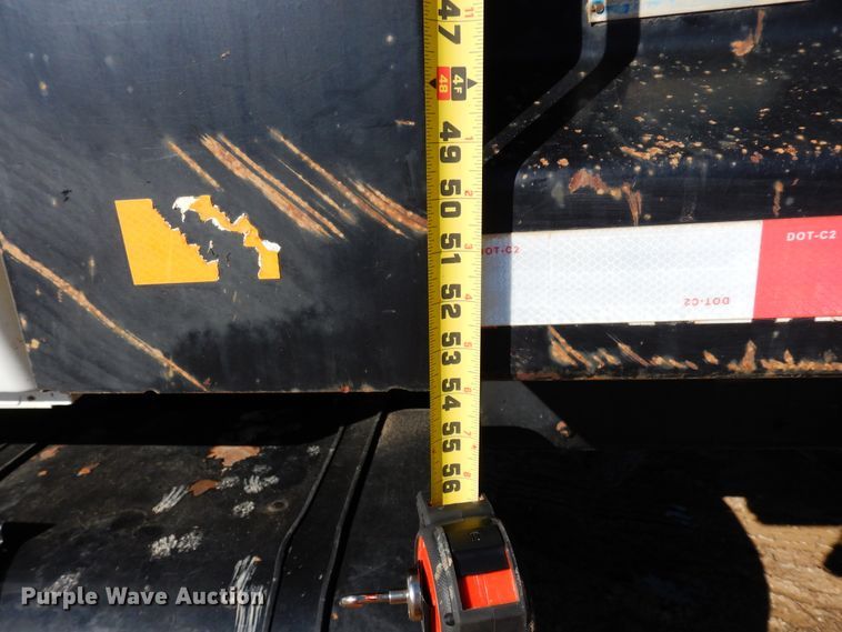 image for item DI8670 2005 International 7400  dump truck