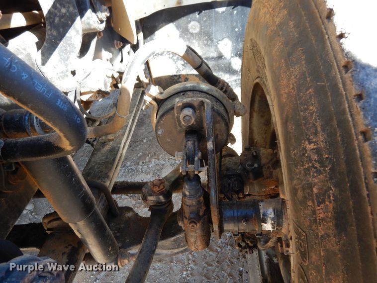 image for item DI8670 2005 International 7400  dump truck