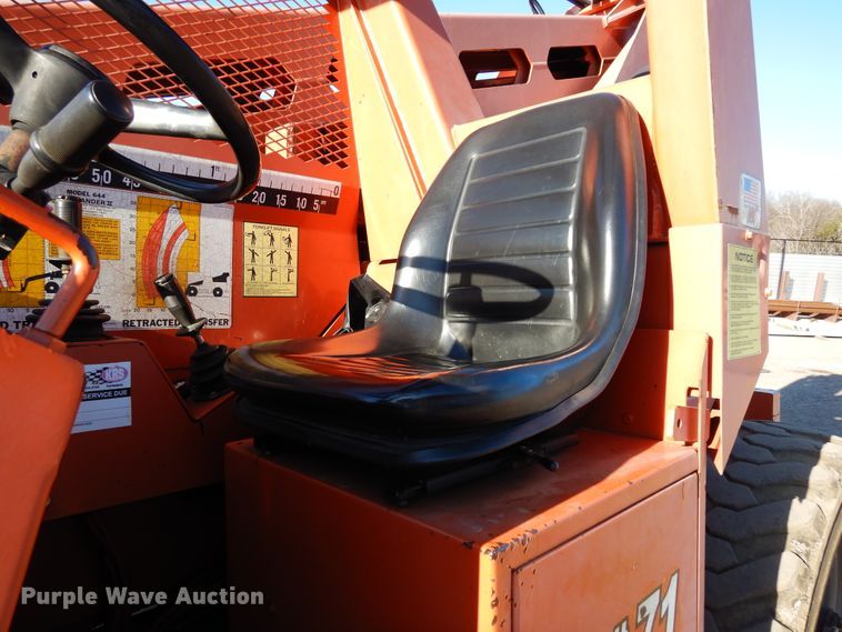 image for item DI8675 Lull 644 Highlander II  telehandler