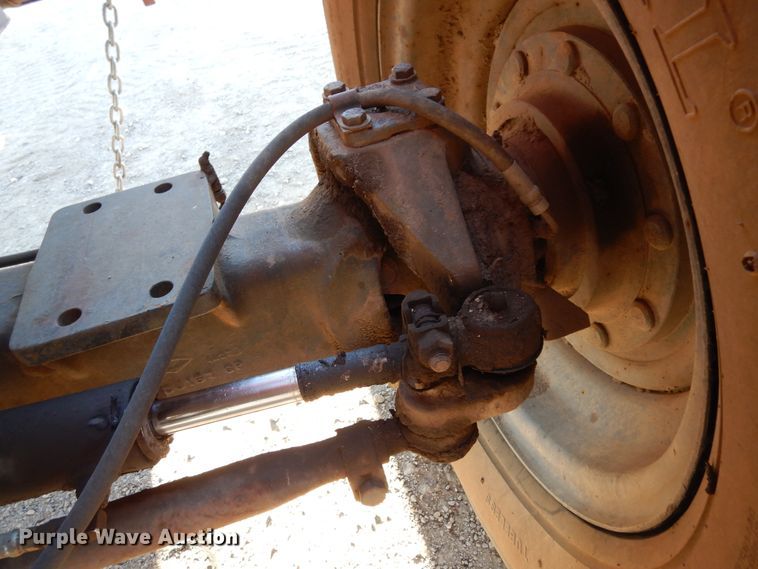 image for item DI8675 Lull 644 Highlander II  telehandler