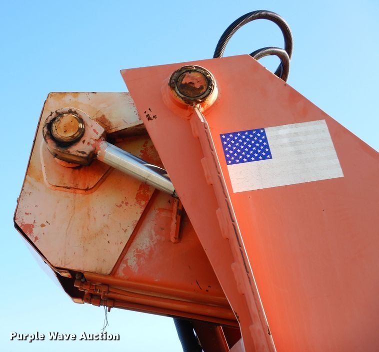 image for item DI8675 Lull 644 Highlander II  telehandler