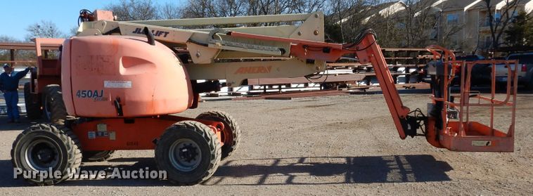 image for item DI8676 2007 JLG 450AJ  boom lift