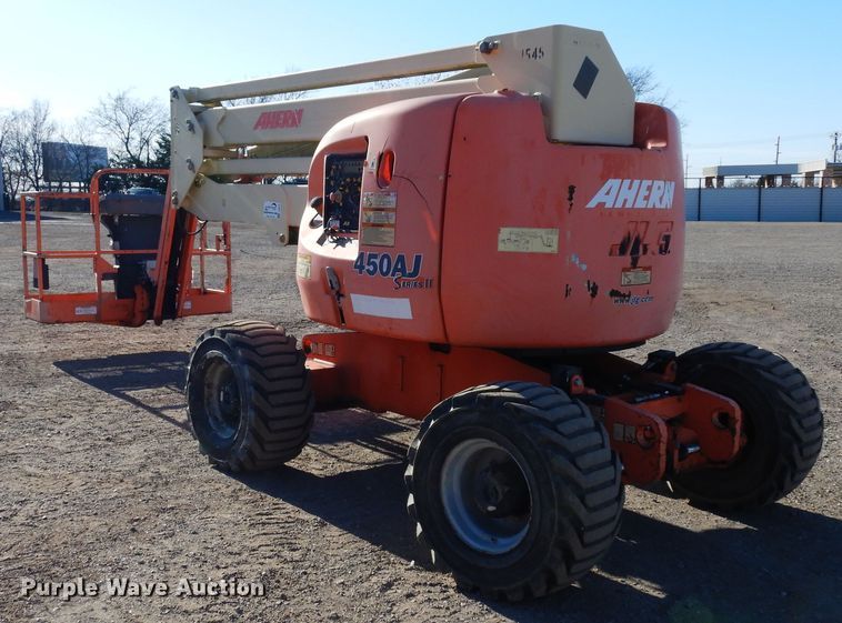 image for item DI8676 2007 JLG 450AJ  boom lift