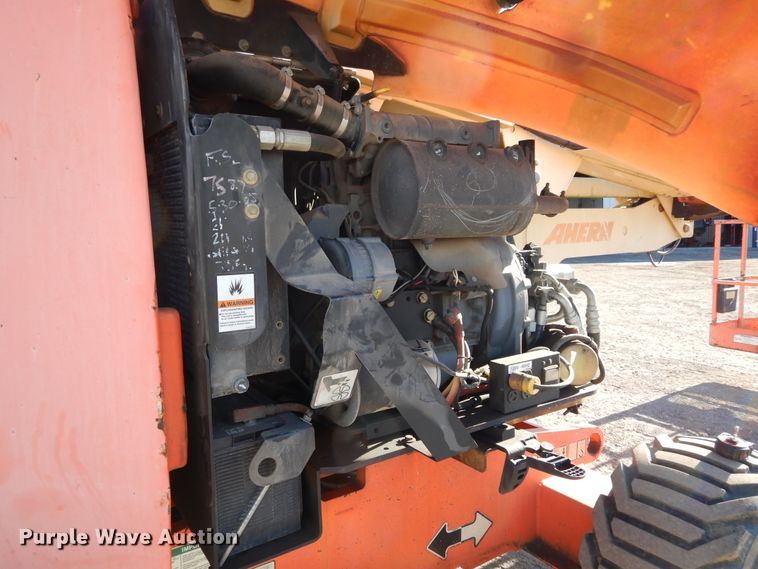 image for item DI8676 2007 JLG 450AJ  boom lift