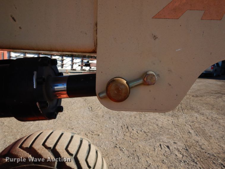 image for item DI8676 2007 JLG 450AJ  boom lift