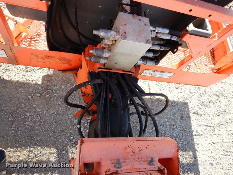 image for item DI8676 2007 JLG 450AJ  boom lift