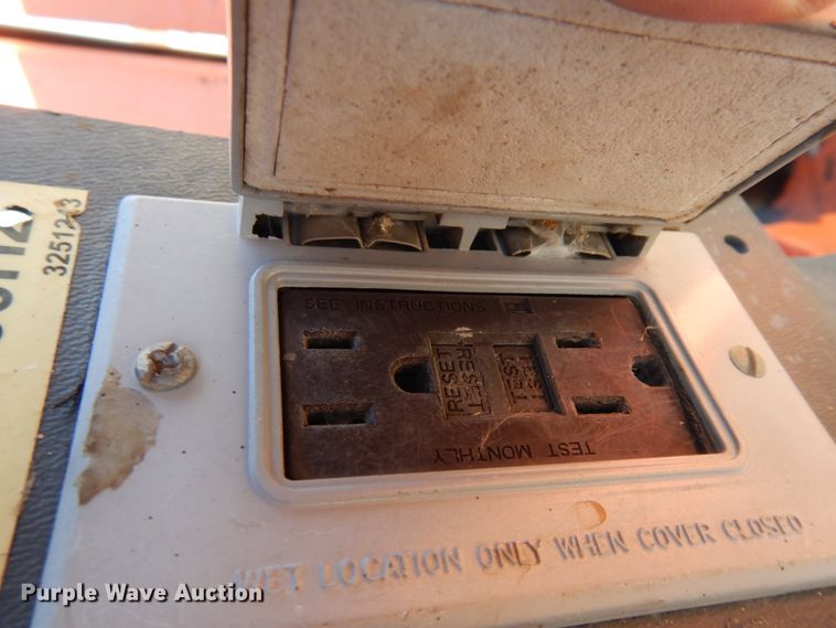 image for item DI8676 2007 JLG 450AJ  boom lift