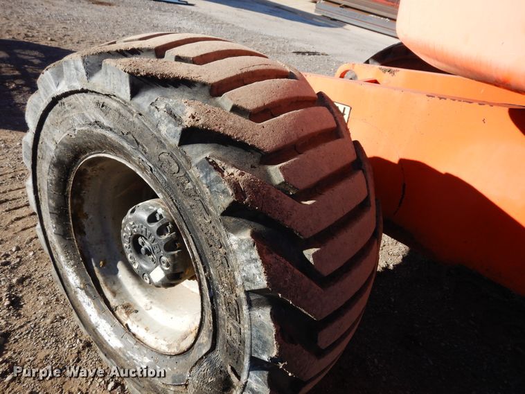 image for item DI8676 2007 JLG 450AJ  boom lift