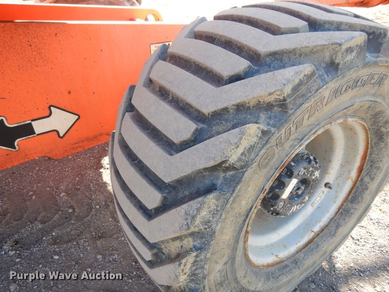 image for item DI8676 2007 JLG 450AJ  boom lift