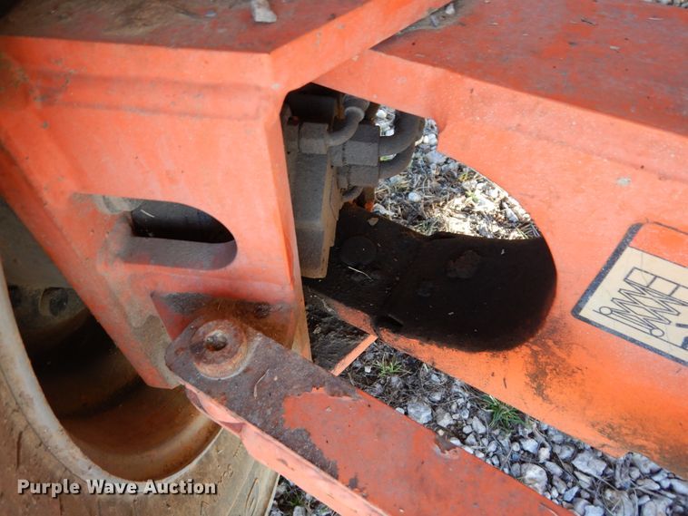 image for item DI8677 JLG 3394RT  scissor lift