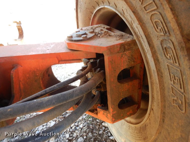 image for item DI8677 JLG 3394RT  scissor lift