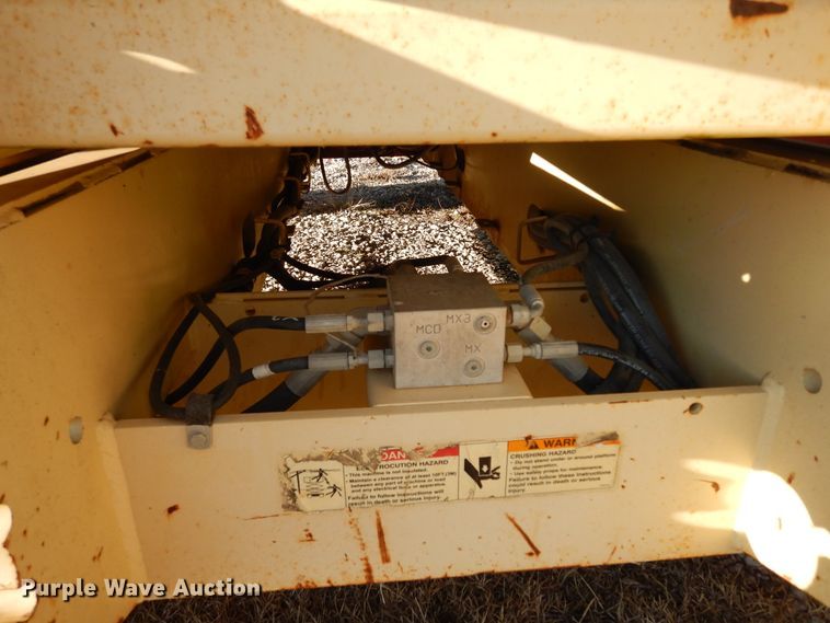 image for item DI8677 JLG 3394RT  scissor lift