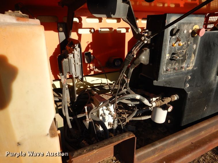 image for item DI8677 JLG 3394RT  scissor lift