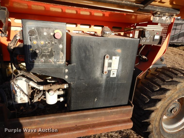 image for item DI8677 JLG 3394RT  scissor lift