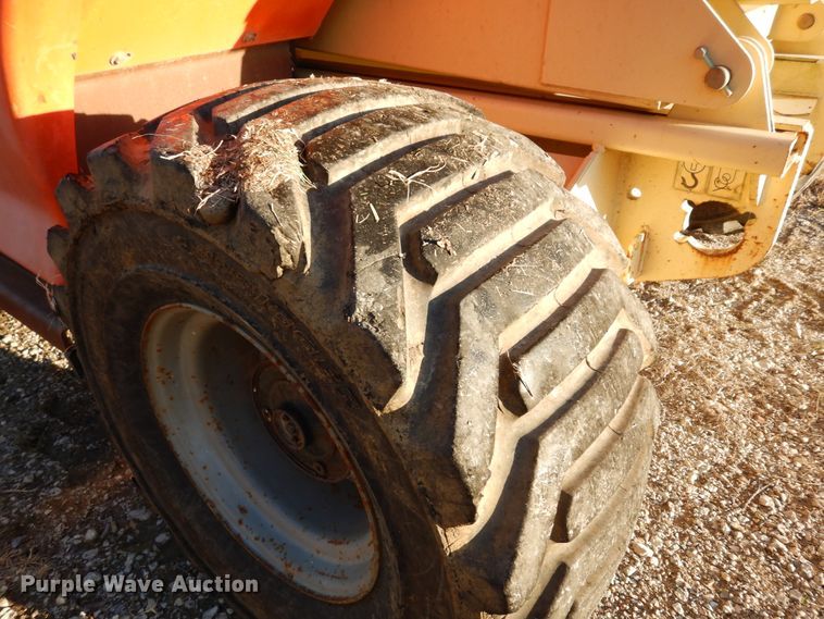 image for item DI8677 JLG 3394RT  scissor lift