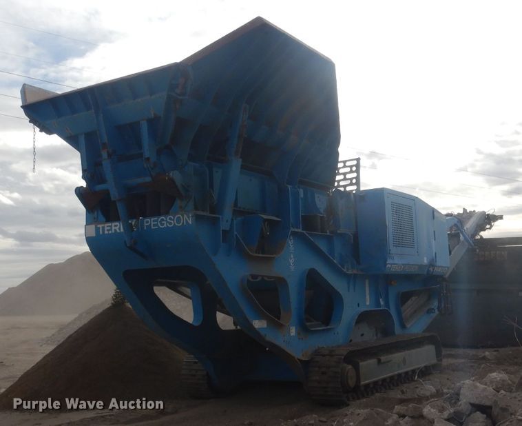 image for item DJ1271 2007 Terex Pegson XR400  crusher