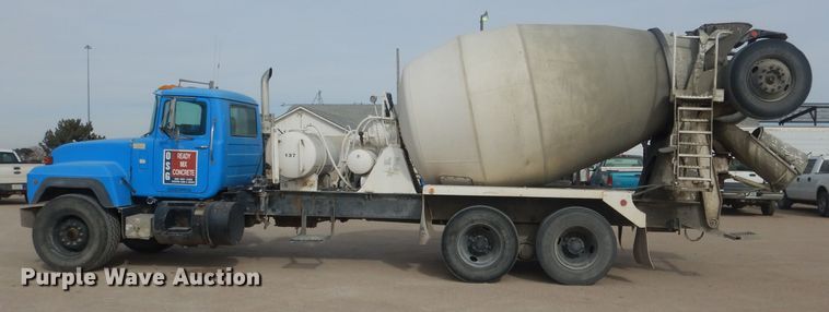 image for item DJ1272 1997 Mack RD690S  ready mix truck