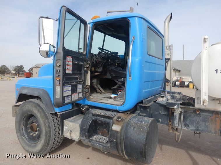 image for item DJ1272 1997 Mack RD690S  ready mix truck