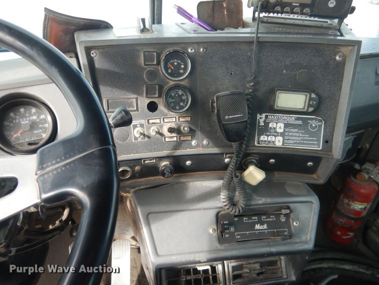 image for item DJ1272 1997 Mack RD690S  ready mix truck