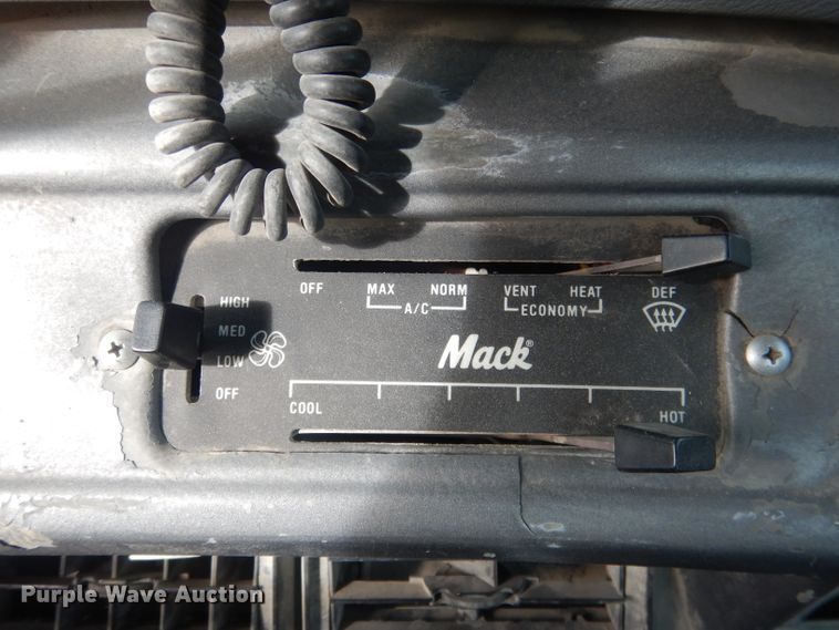 image for item DJ1272 1997 Mack RD690S  ready mix truck