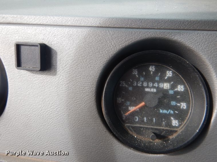 image for item DJ1272 1997 Mack RD690S  ready mix truck