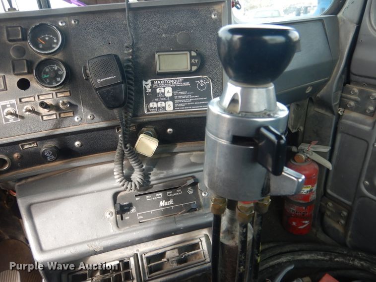 image for item DJ1272 1997 Mack RD690S  ready mix truck