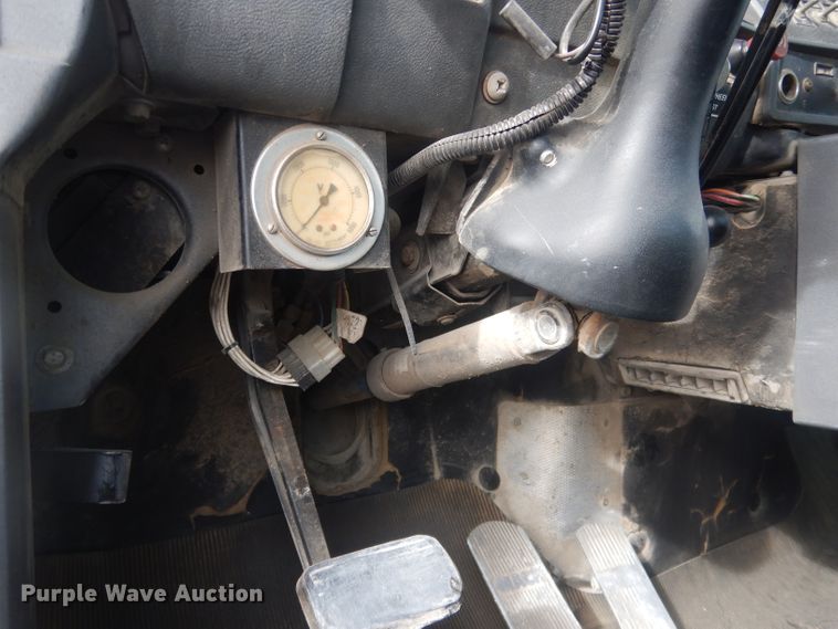 image for item DJ1272 1997 Mack RD690S  ready mix truck