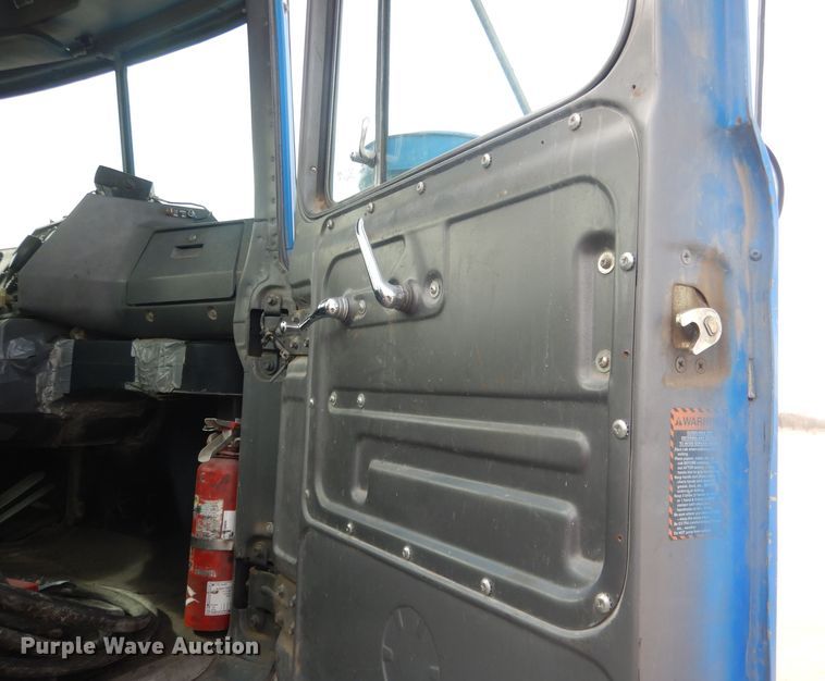 image for item DJ1272 1997 Mack RD690S  ready mix truck